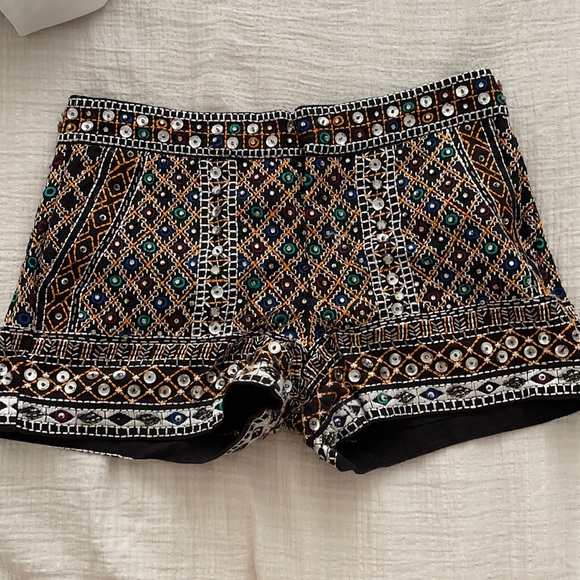 Zara Pants - Detailed shorts